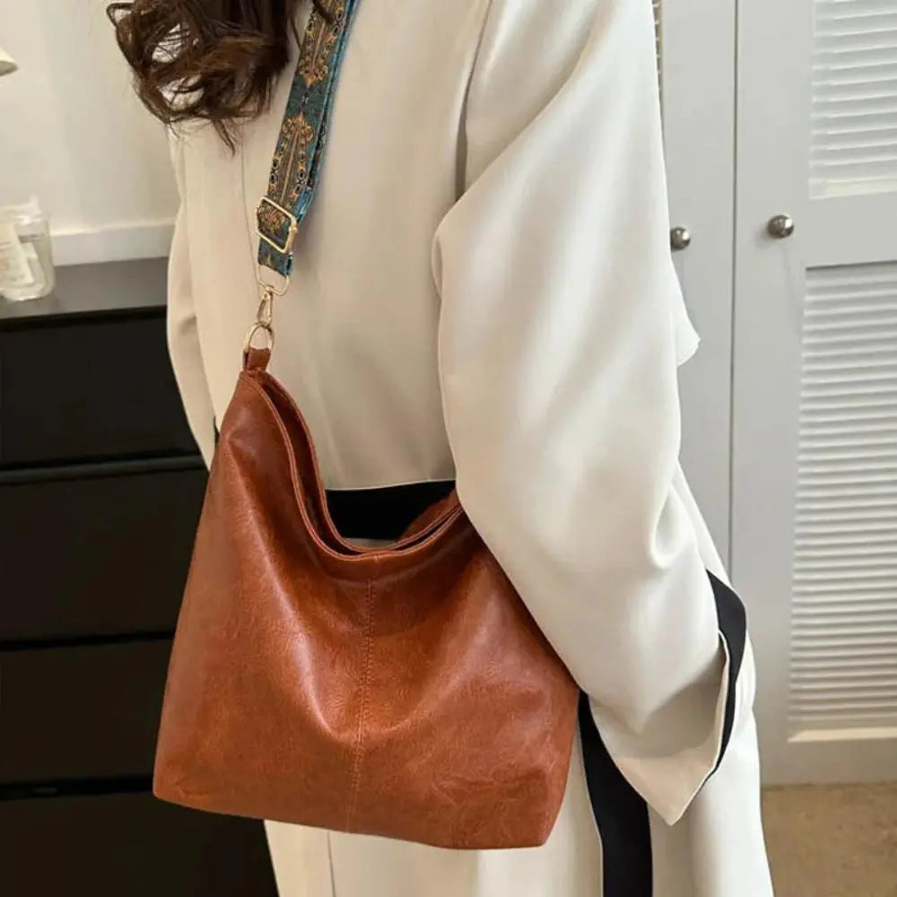 Chelsey s Vintage Charm Leather Shoulder Bag Graces bags
