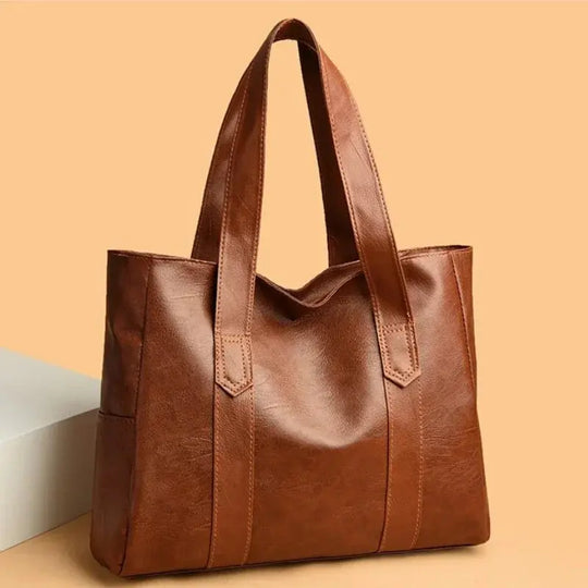 Grace’s Minimalist Luxe | Soft Leather Shoulder Bag