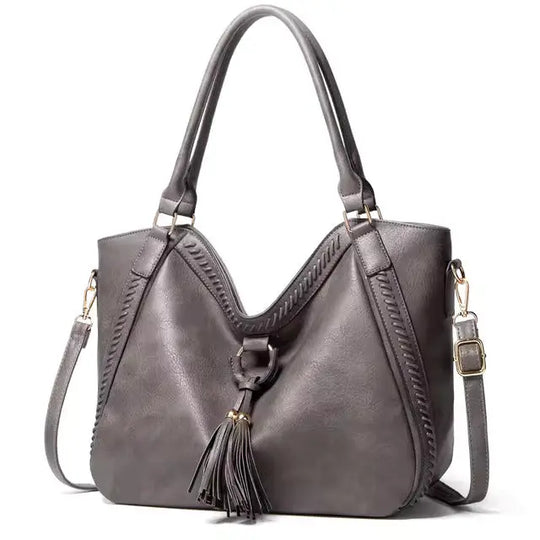 Nellie’s Elegant Sophistication | Leather Shoulder Bag